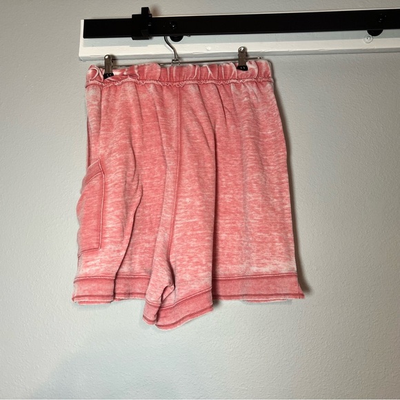 Free People Cozy Girl Distressed Pull On  Short Pink Red Size Large Burnout - Picture 3 of 8